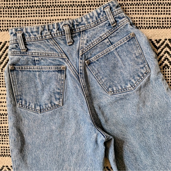 Vintage Nuovo High Waisted Tapered Jeans size 3 (waist 23.75") - Picture 6 of 8